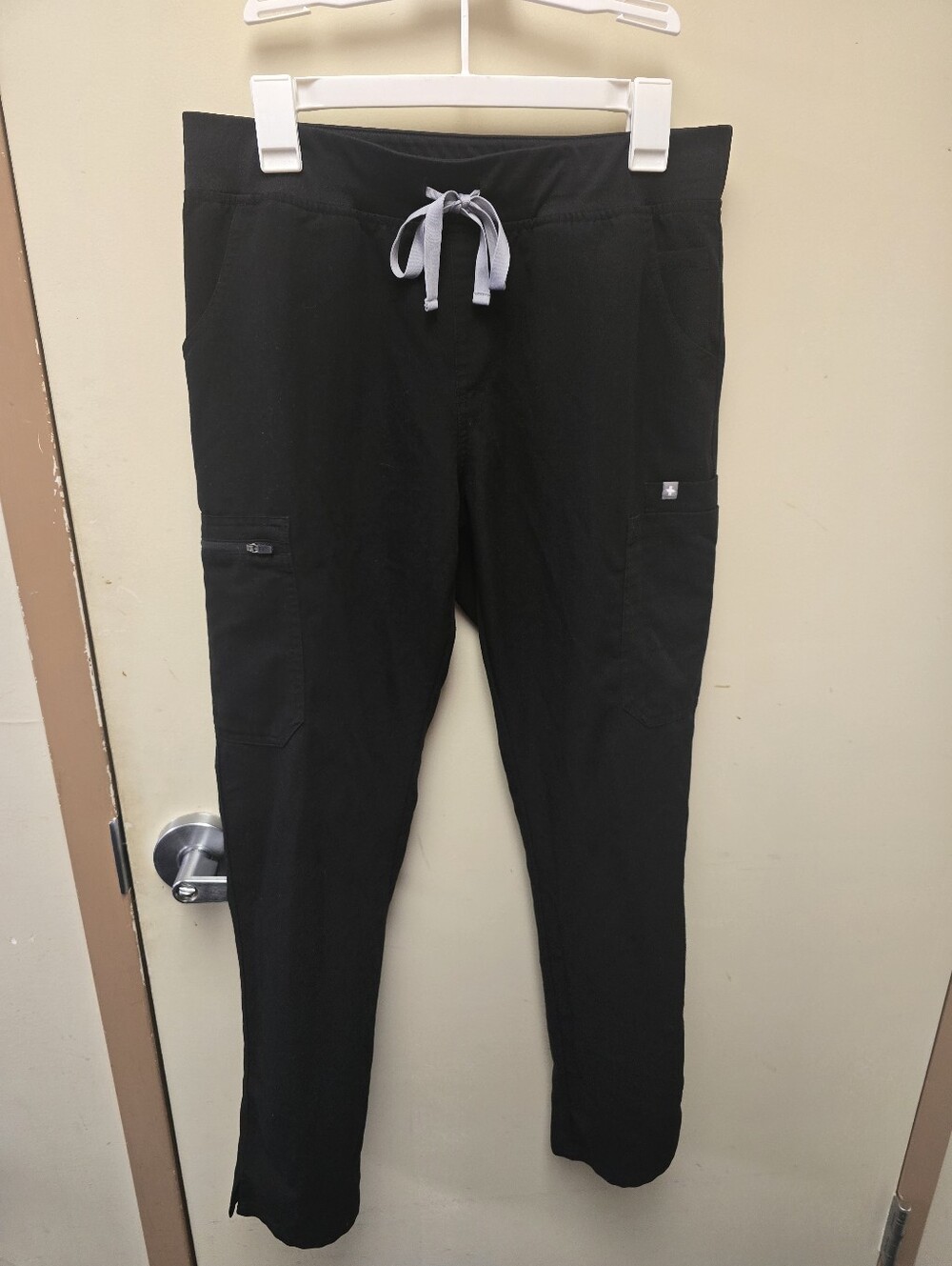 FIGS Black Straight Leg Scrub Pants
